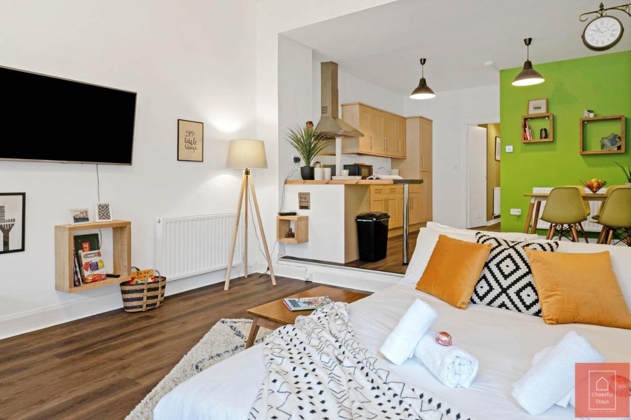 Cheerful Stays: Spacious Flat In Vibrant Leith Edinburgh Luaran gambar